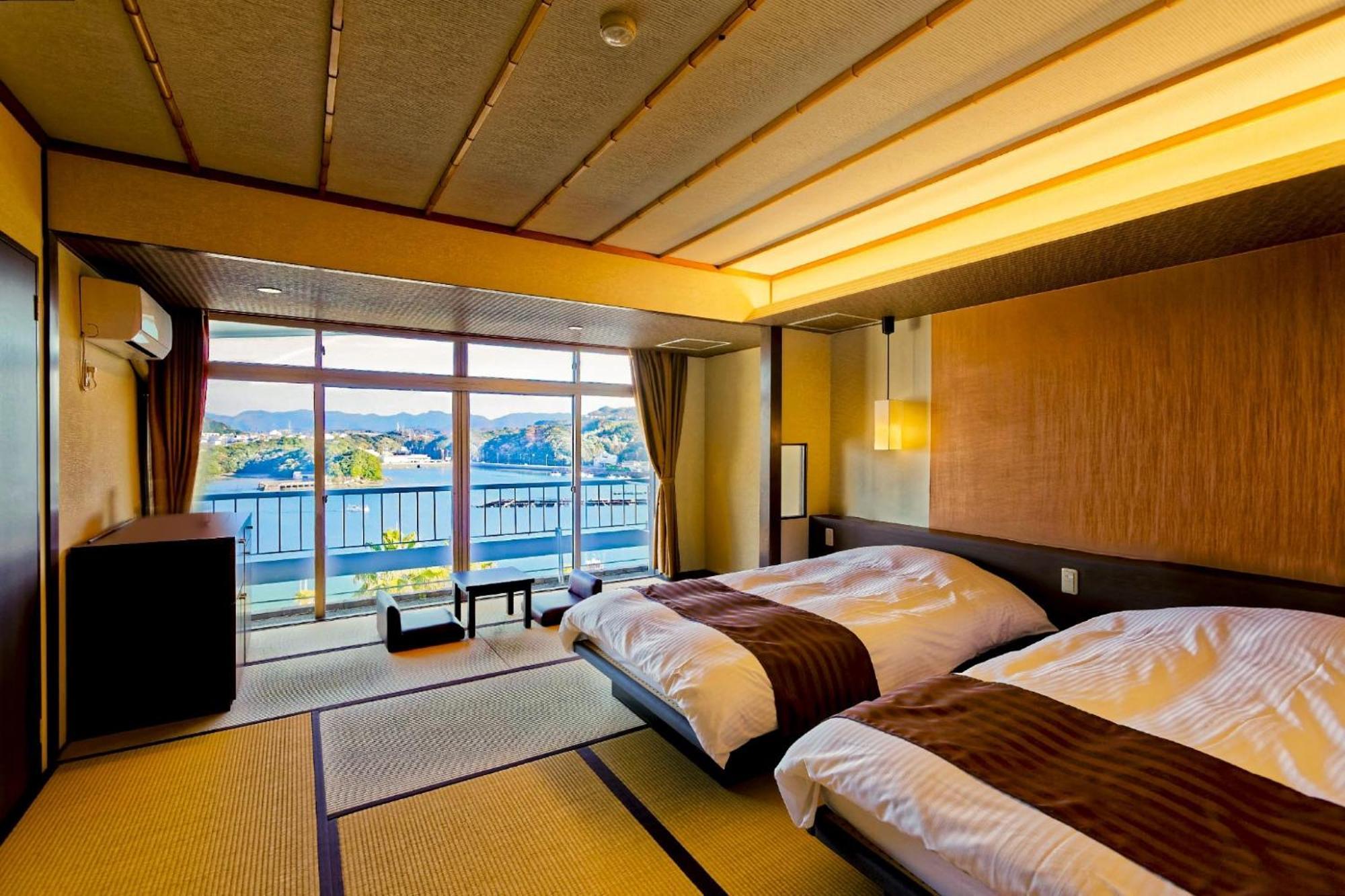 Hotel Ooedo Onsen Monogatari Premium Shirahama Saichoraku Extérieur photo